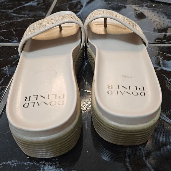 Donald Plinner Sandals - Picture 6 of 8